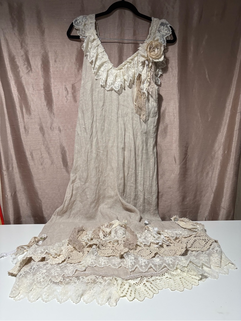 Vtg  Lace Italian Linen V-Neck Upcycled Dress Handmade Sz Med Slight Low Hem - Picture 6 of 14